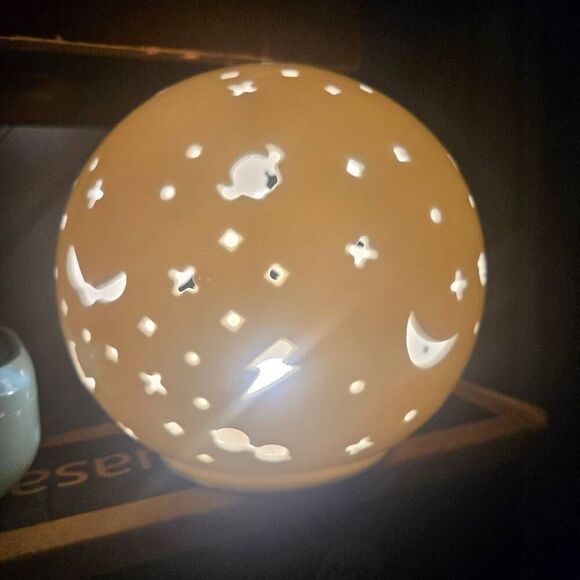 Potter The Wizar cutout charms LED night light globe no micro usb cord included - Picture 13 of 13